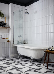 Tilbury Freestanding Acryllic Corner Bath