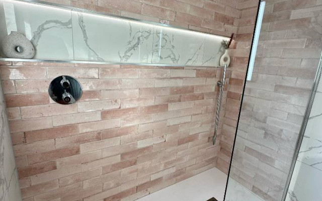 Walk-in-shower